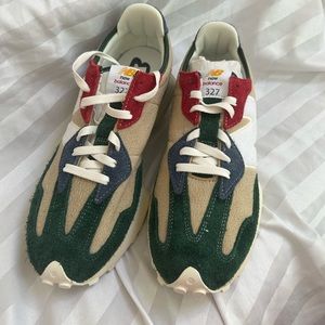 New Balance 327 Sneaker Golden Hour Size US Men 11.5. New in box